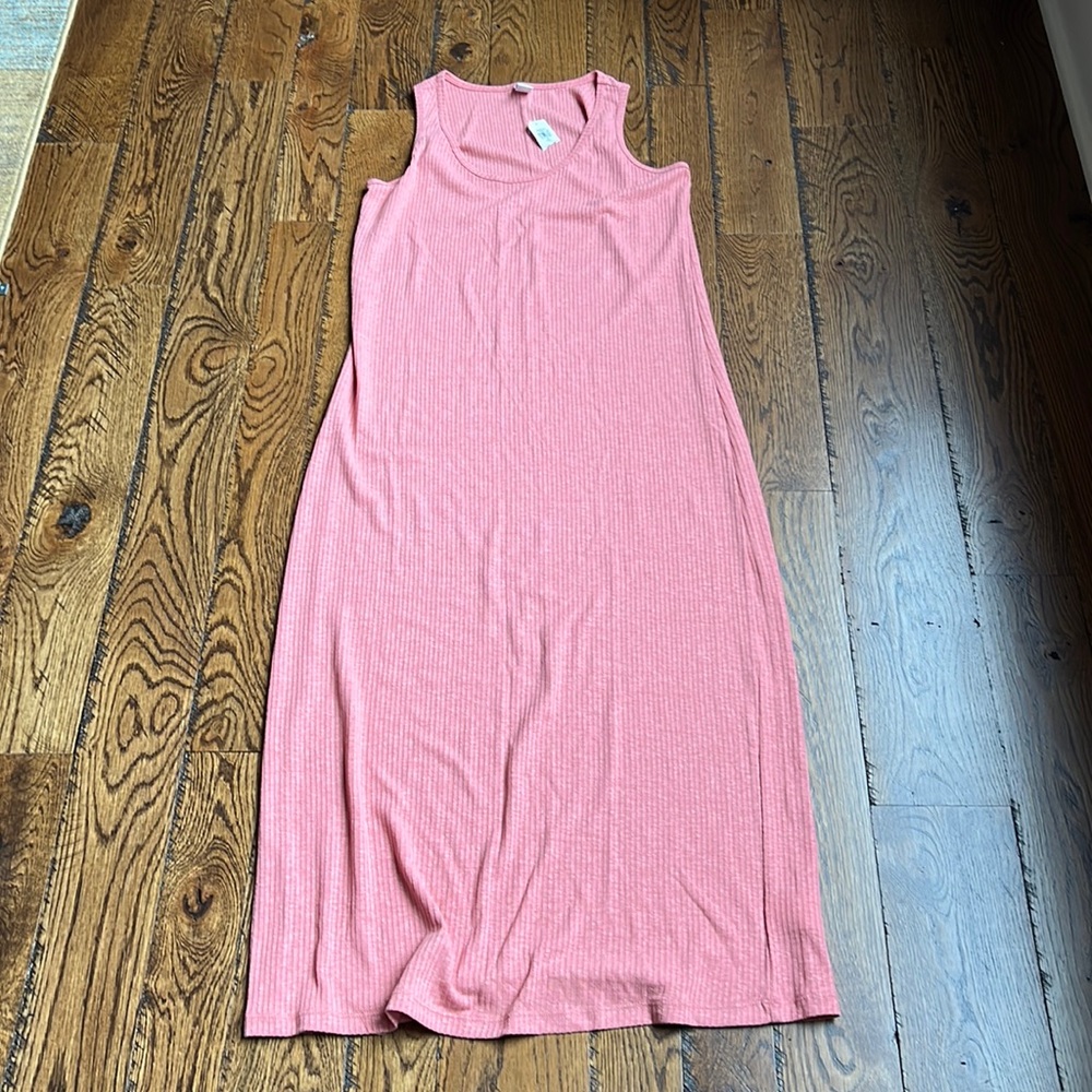 Old Navy tank dress in coral.. NWT. Size small Tall.